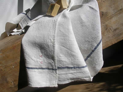 antique and vintage linen, textiles, haberdashery